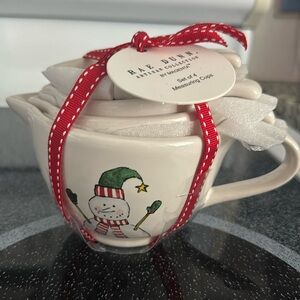 Rae Dunn snowman measuring cups
